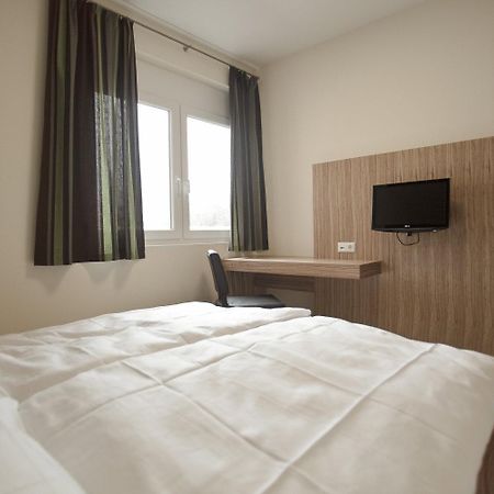 Hotel Maxis - Digitaler Self-Check-In - Карлсбад Экстерьер фото